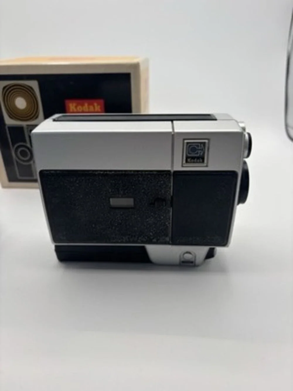 Kodak M24 Instamatic Super 8 Movie Camera & Instamatic Movie Light Model 1 1970s
